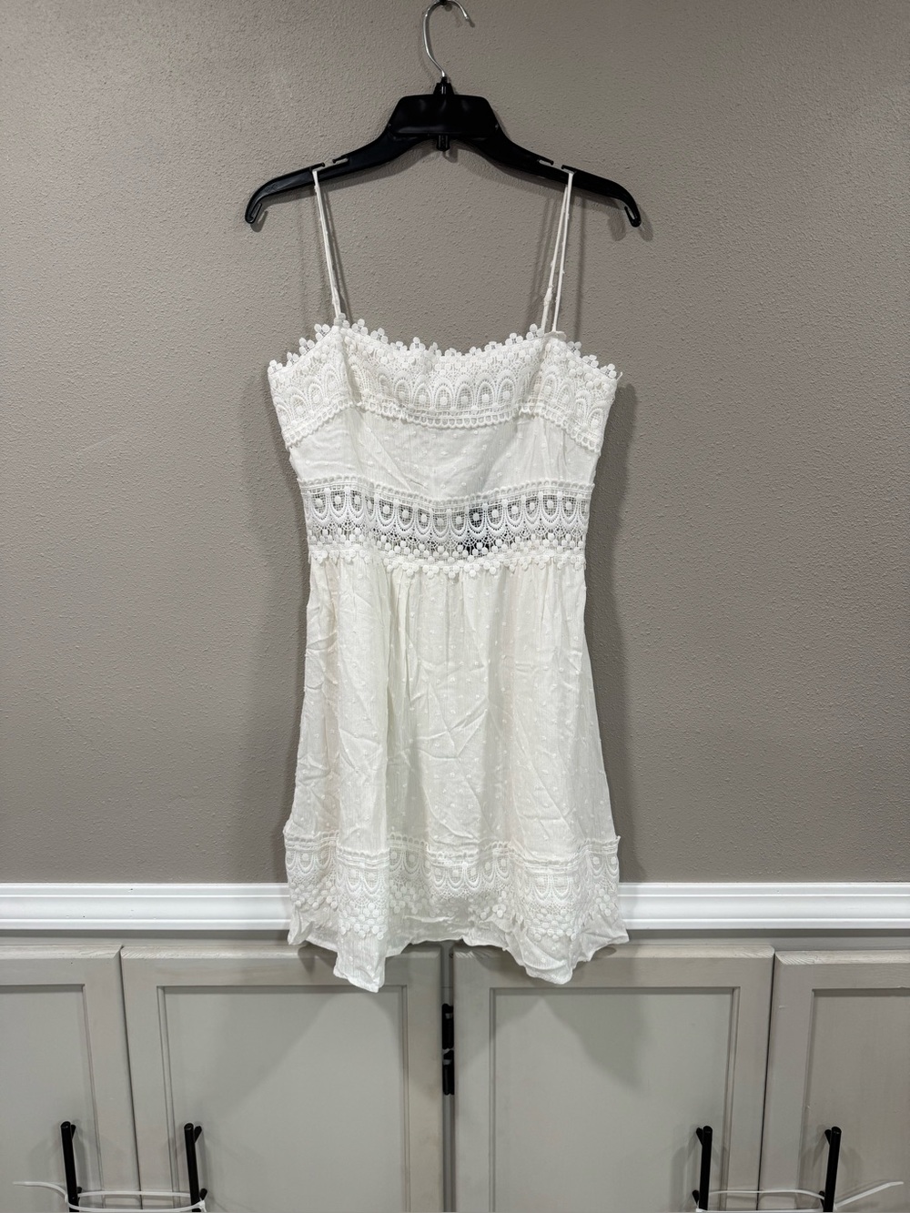 NWT Papermoon White Lace Dress - Picture 2 of 7